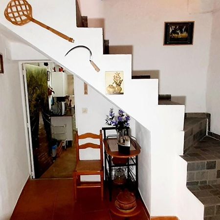 Villa Charming House In Illar With Mountain View And Balcony Exterior foto