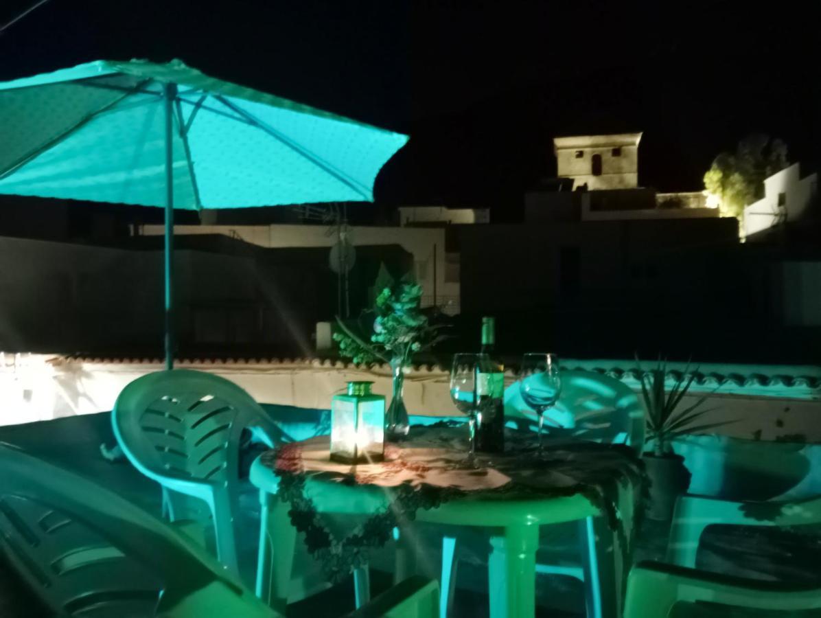 Villa Charming House In Illar With Mountain View And Balcony Exterior foto