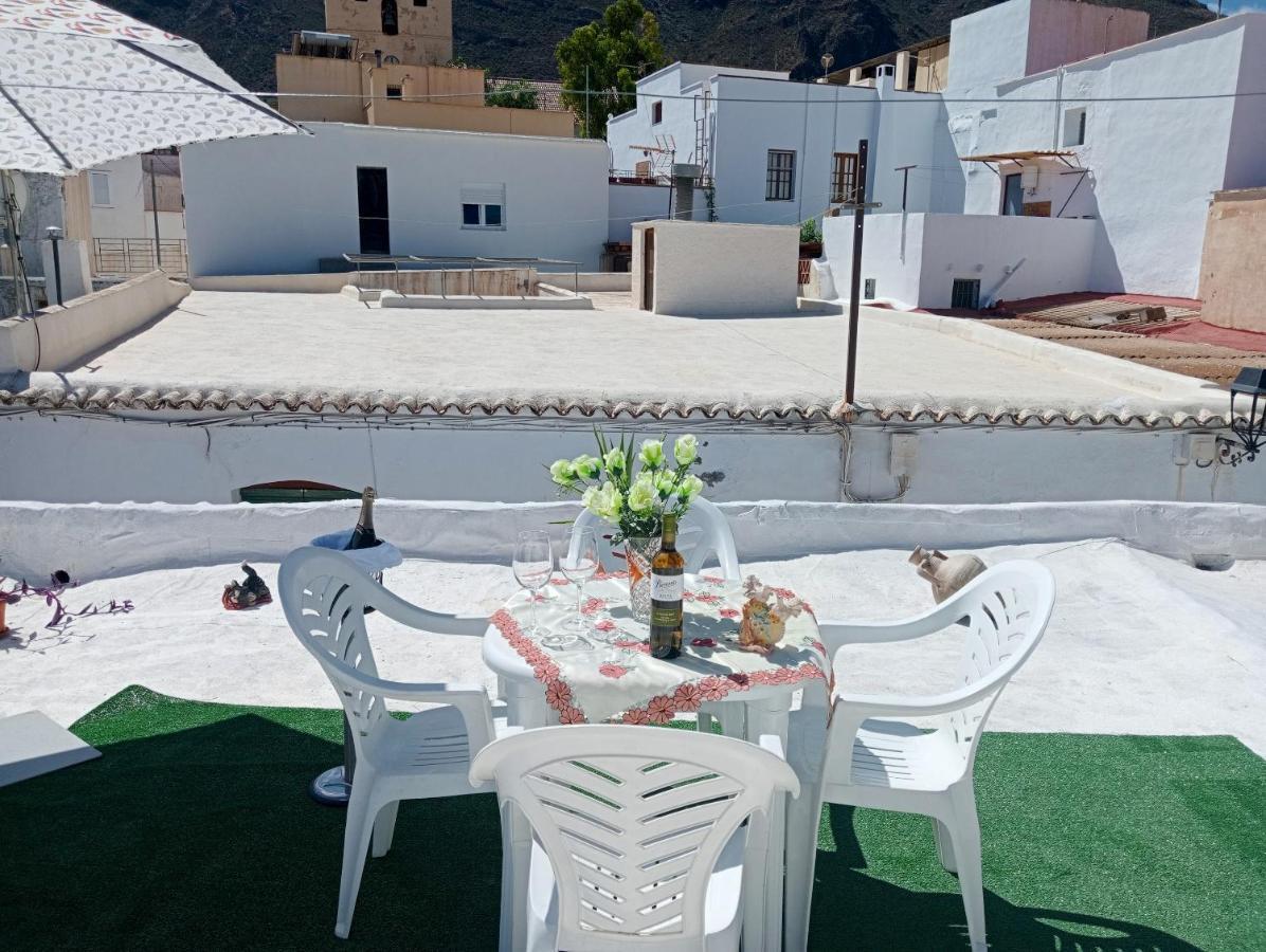 Villa Charming House In Illar With Mountain View And Balcony Exterior foto
