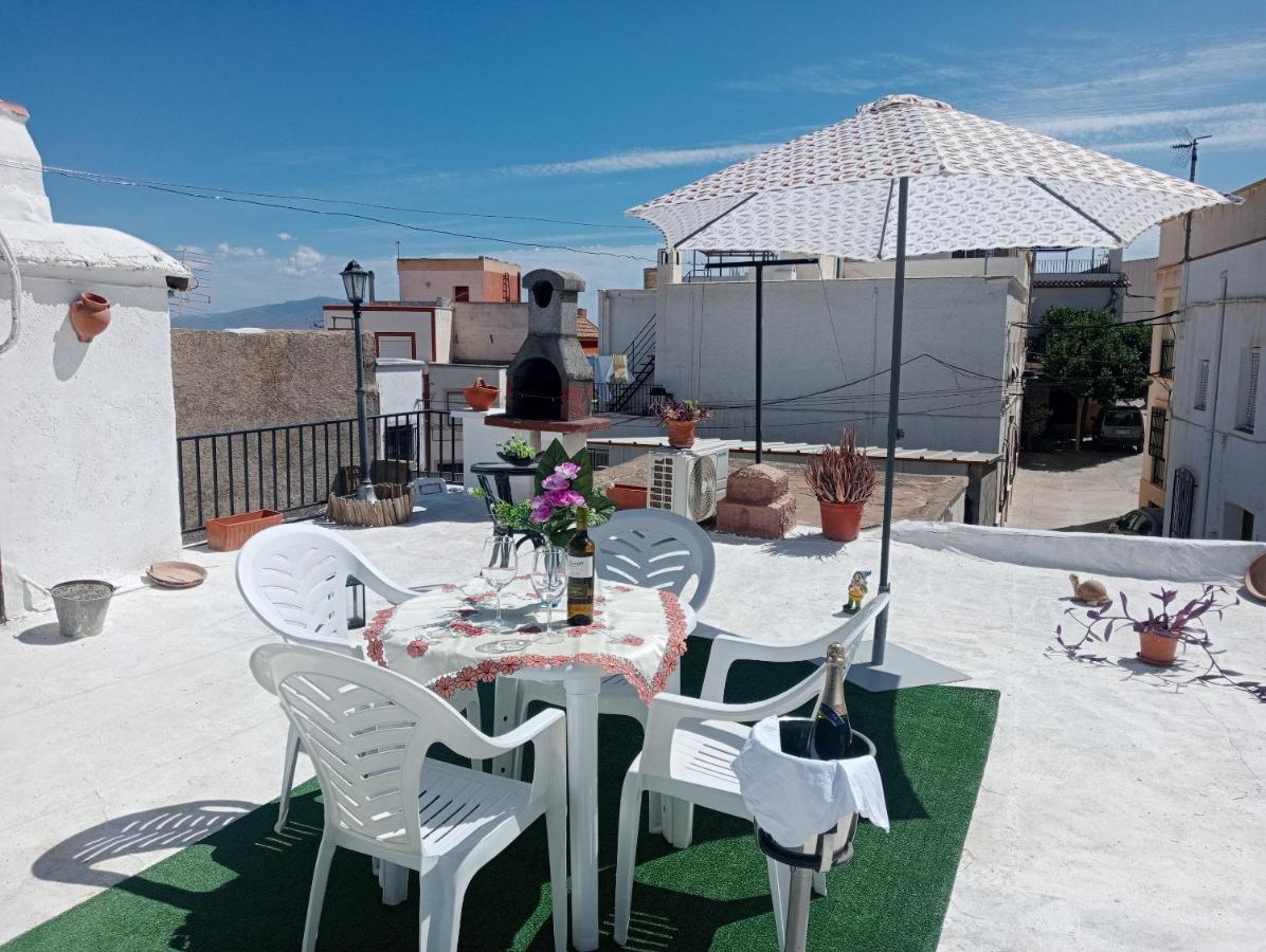 Villa Charming House In Illar With Mountain View And Balcony Exterior foto