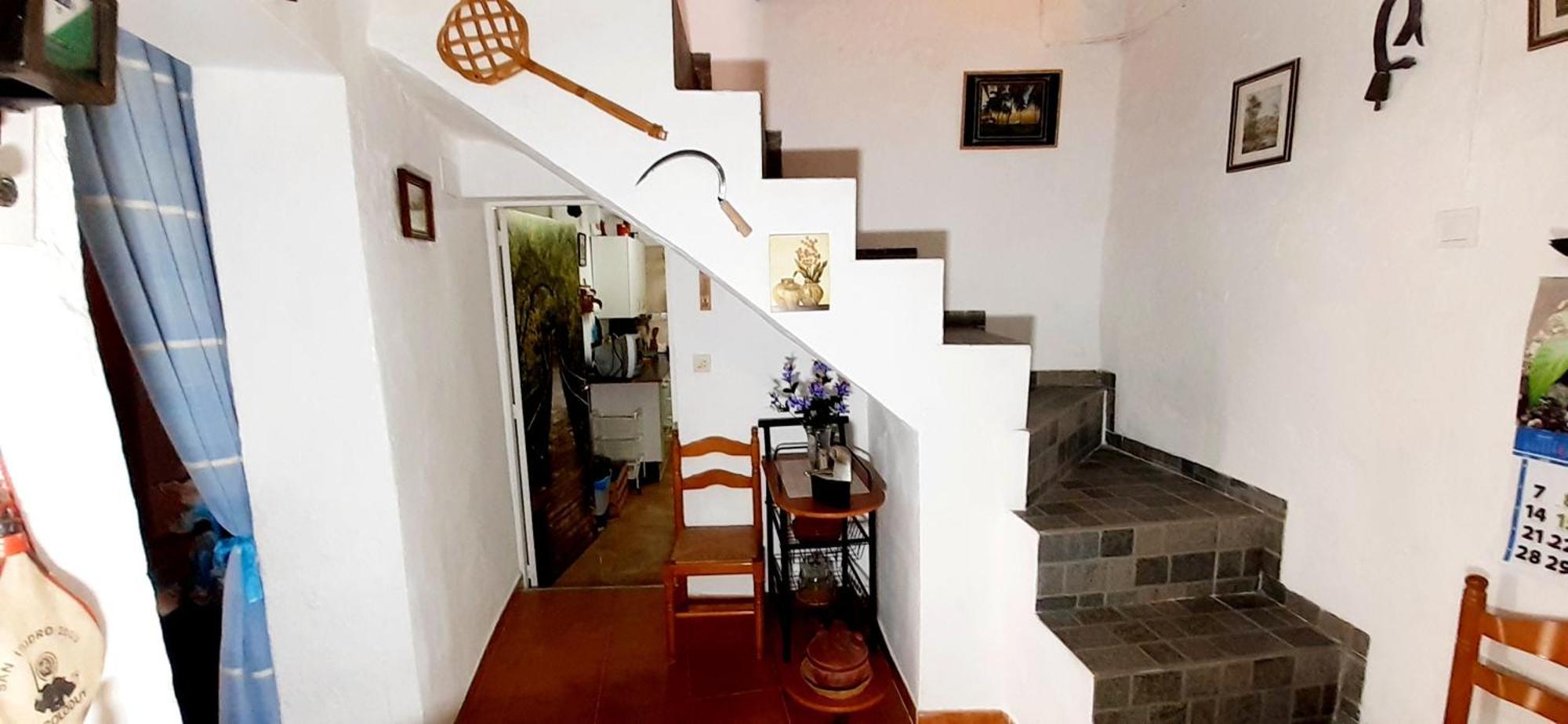 Villa Charming House In Illar With Mountain View And Balcony Exterior foto
